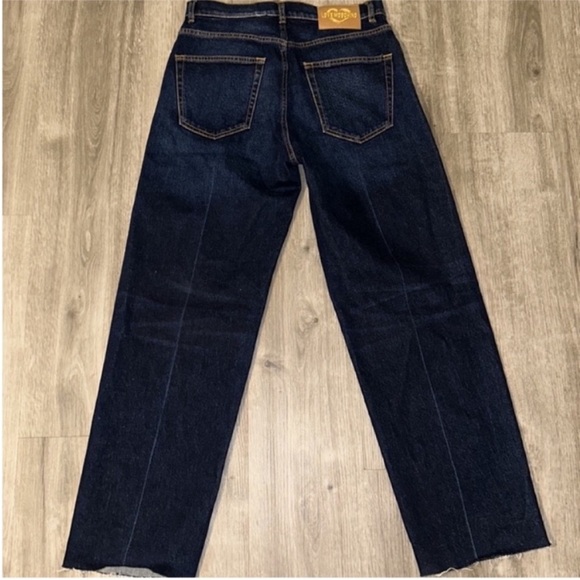 ❤️🔥FIRM PRICE❤️🔥 Authentic Love Moschino Straight Leg blue jeans - Picture 4 of 11